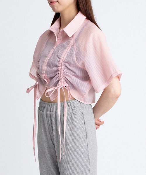 PUNYUS(プニュズ)の「シアークロップド丈ドロストシャツ(シャツ/ブラウス・レディース・ブラック/ピンク/サックスブルー・1/2/3/4/5)」の8枚目の写真