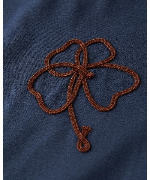 DoCLASSE( ドゥクラッセ)の「超長綿ハイネック/コード刺繍(Tシャツ/カットソー・レディース・ライトグレー/ネイビー/オフホワイト/グレイッシュブルー/コーラル・LL/3L/S/M/L)」の21枚目の写真