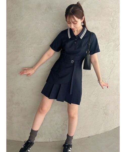 dazzlin（ダズリン）の「ポロライクプリーツミニワンピース（ワンピース・レディース・オフホワイト/ネイビー・MEDIUM/SMALL）」の8枚目の写真