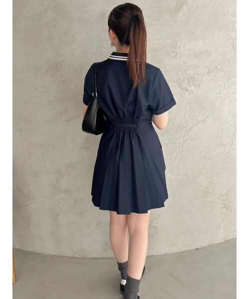 dazzlin（ダズリン）の「ポロライクプリーツミニワンピース（ワンピース・レディース・オフホワイト/ネイビー・MEDIUM/SMALL）」の10枚目の写真