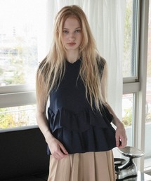 【立体的なダブルフリルが目を惹く】【pufe】ダブルフリルポロニット ノースリーブ ペプラム フリルニット 襟付き