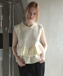 【立体的なダブルフリルが目を惹く】【pufe】ダブルフリルポロニット ノースリーブ ペプラム フリルニット 襟付き