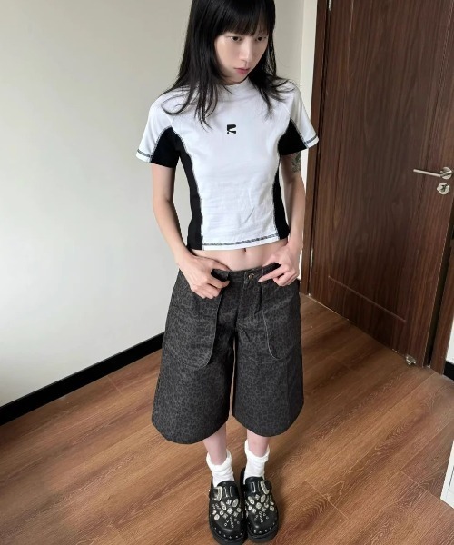 ViViDAY（ビビデー）の「レオパード柄デニムハーフパンツ（デニムパンツ・レディース・ダークブラウン・S/M/L）」の4枚目の写真