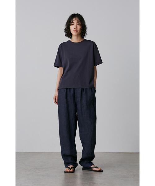 YLEVE(イレーヴ)の「YLEVE / LINEN POPLIN TROUSERS(その他パンツ・レディース・ネイビー/カーキ・1/2)」の2枚目の写真
