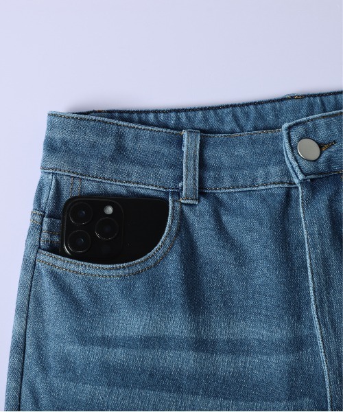 La-gemme（ラジェム）の「美脚テーパードデニム風パンツ（デニムパンツ・レディース・ライトブルー/ブラック/ブルー・M/L）」の20枚目の写真