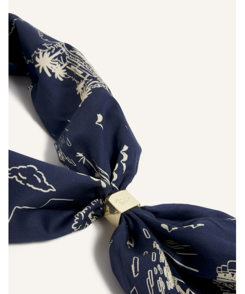Maison Kitsune(メゾンキツネ)の「PARISIAN MAP SCARF(バンダナ/スカーフ・メンズ・ネイビー・U)」の6枚目の写真