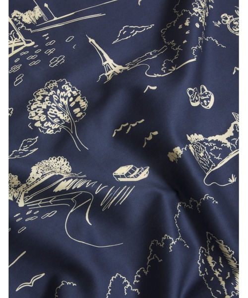Maison Kitsune(メゾンキツネ)の「PARISIAN MAP SCARF(バンダナ/スカーフ・メンズ・ネイビー・U)」の7枚目の写真