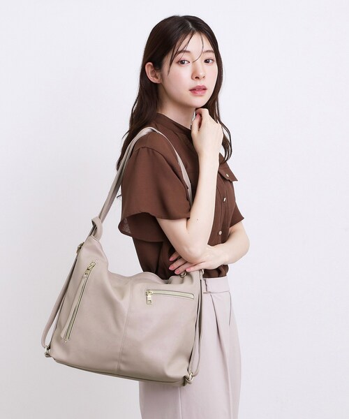 grove(グローブ)の「人間工学Zip 2WAYショルダー(ショルダーバッグ・レディース・ブラウン系その他/ナチュラル/シルバー系その他/ブラック・00)」の12枚目の写真