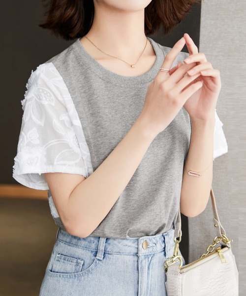 FACTOTUM（ファクトタム）の「刺繍切り替えTシャツ（Tシャツ/カットソー・レディース・グレー・FREE）」の2枚目の写真