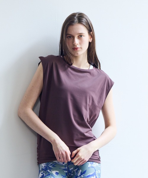 Julier Yoga and Relax(ジュリエヨガアンドリラックス)の「Julier (定番)Ecocoベア天竺チュニック(Tシャツ/カットソー・レディース・ブラウン/ブラック/ラベンダー/ホワイト・1/0)」の3枚目の写真