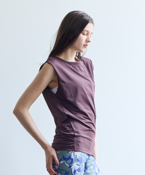 Julier Yoga and Relax(ジュリエヨガアンドリラックス)の「Julier (定番)Ecocoベア天竺チュニック(Tシャツ/カットソー・レディース・ブラウン/ブラック/ラベンダー/ホワイト・1/0)」の10枚目の写真