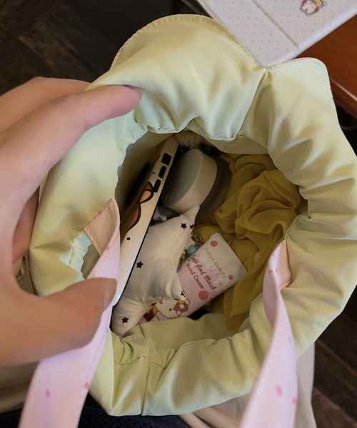 VIBGYOR(ヴィブジョー)の「Mignonjour/フラワー巾着ミニバッグ M2954(ハンドバッグ・レディース・ピンク/ブルー・FREE)」の6枚目の写真