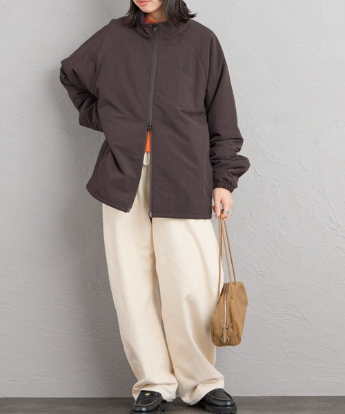 FRED PERRY（フレッドペリー）の「【WEB先行予約】[FRED PERRY/フレッドペリー] 別注 ナイロン シェルジャケット（ブルゾン・レディース・ダークブラウン/ブラック・S/M/L/XL）」の15枚目の写真