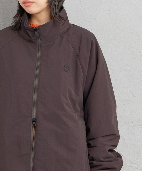 FRED PERRY（フレッドペリー）の「【WEB先行予約】[FRED PERRY/フレッドペリー] 別注 ナイロン シェルジャケット（ブルゾン・レディース・ダークブラウン/ブラック・S/M/L/XL）」の16枚目の写真
