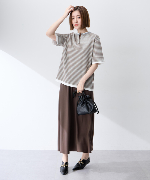 Petit Honfleur（プチオンフルール）の「レイヤード風ヘンリーネックボーダーTシャツ（Tシャツ/カットソー・レディース・ブラウン/グレー・M/L）」の11枚目の写真