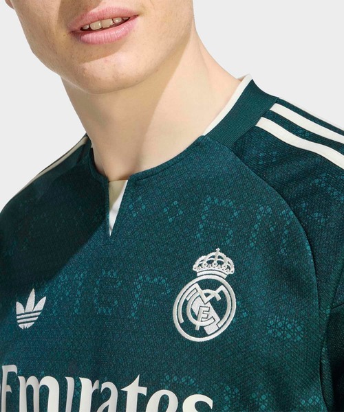 adidas(アディダス)の「レアル・マドリード 26/27 アウェイ ジャージ / アディダス adidas(Tシャツ/カットソー・メンズ・グリーン・SMALL/MEDIUM/LARGE/X-LARGE/XX-LARGE/XXX-LARGE)」の3枚目の写真