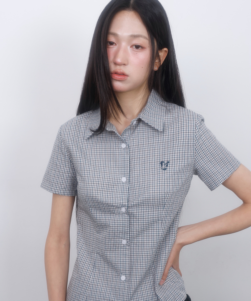 LMR(エルエムアール)の「フローラルチェックスリム半袖シャツGREEN(シャツ/ブラウス・レディース・グリーン・SMALL/MEDIUM)」の3枚目の写真