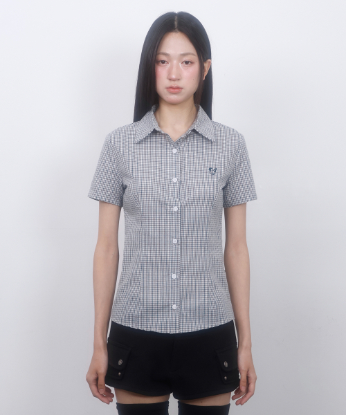 LMR(エルエムアール)の「フローラルチェックスリム半袖シャツGREEN(シャツ/ブラウス・レディース・グリーン・SMALL/MEDIUM)」の5枚目の写真