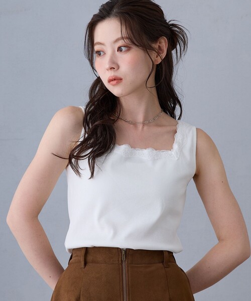 NICOLE CLUB（ニコル　クラブ）の「2wayレースタンクトップ（タンクトップ・レディース・ライトグリーン/オフホワイト/ブルー/ブラック・FREE）」の2枚目の写真