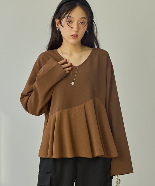 DISCOAT(ディスコート)の「【Noka】カットジョーゼットペプラムプルオーバー《WEB限定》(Tシャツ/カットソー・レディース・ブラック/ブラウン/オフホワイト・FREE)」の3枚目の写真