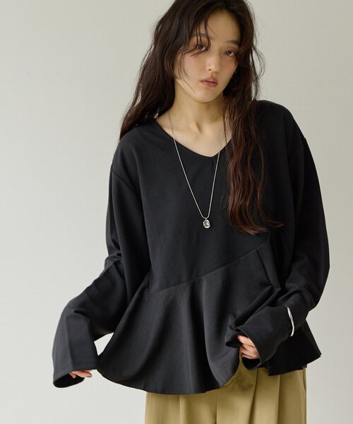 DISCOAT(ディスコート)の「【Noka】カットジョーゼットペプラムプルオーバー《WEB限定》(Tシャツ/カットソー・レディース・ブラック/ブラウン/オフホワイト・FREE)」の2枚目の写真