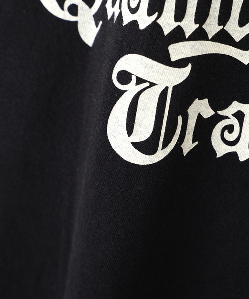 Schott（ショット）の「Schott- QUALITY OVER QUANTITY SSTEE（Tシャツ/カットソー・メンズ・レッド/ブラック・XL/M/L）」の5枚目の写真