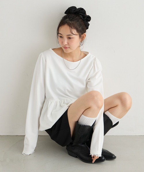 forksy.(フォルクシー)の「【forksy.】バルーンヘム レースカフス ボートネックトップス(Tシャツ/カットソー・レディース・グレー/オフホワイト/ピンク/ブラック・FREE)」の2枚目の写真