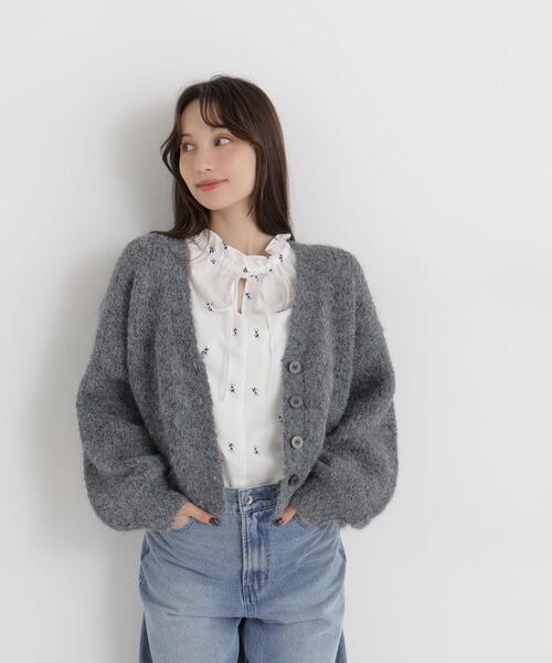 NATURAL BEAUTY BASIC(ナチュラルビューティーベーシック)の「リボンタイフラワープリントブラウス(シャツ/ブラウス・レディース・ベージュ系その他/ホワイト系その他/ブルー系その他2・FREE)」の13枚目の写真