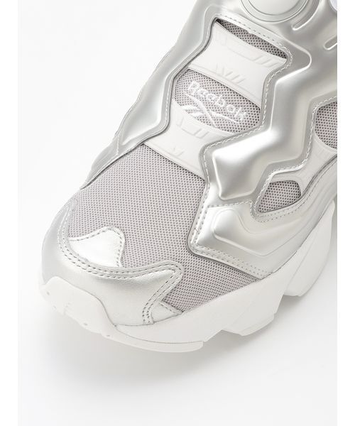 Reebok(リーボック)の「【Reebok】INSTAPUMP FURY 94(スニーカー・レディース・シルバー・24/25/24.5/23.5/23/25.5)」の5枚目の写真