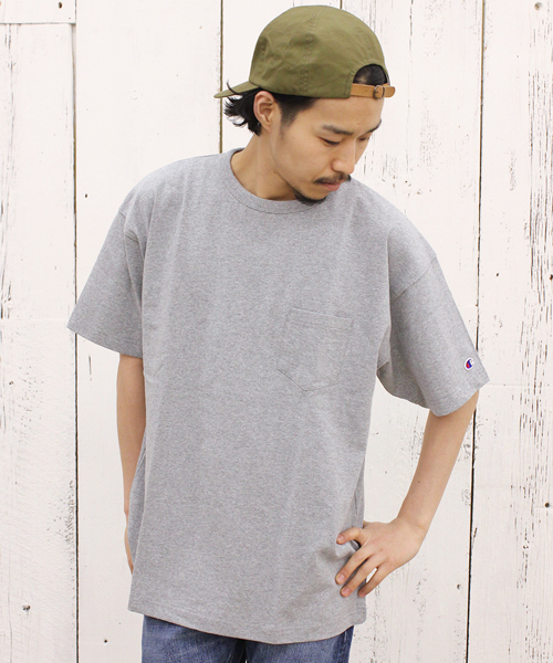 Champion(チャンピオン)の「【Champion/チャンピオン】×【Ciaopanic】 別注14/sOE BIG Tee ポケT(Tシャツ/カットソー・メンズ・ホワイト/ブラック/グレー/オリーブ・LARGE/X-LARGE/MEDIUM)」の1枚目の写真