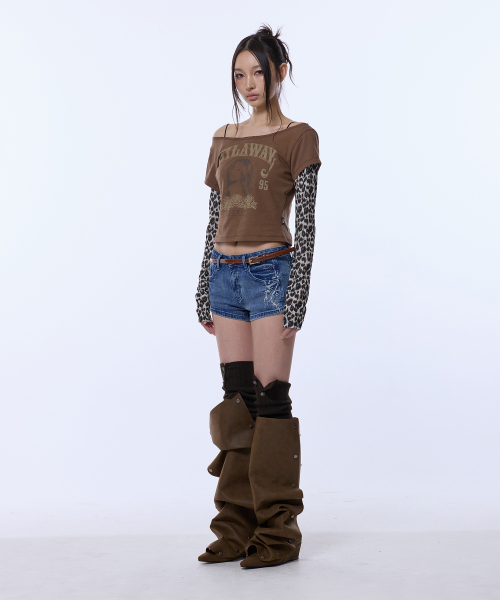 GILAARCHIVE(ギラアーカイブ)の「RUNAWAY GIRL LEOPARD LONG SLEEVE_BROWN(Tシャツ/カットソー・レディース・その他・FREE)」の2枚目の写真