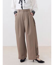 サイドタックデザインパンツ