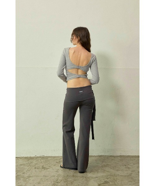 ALEXIA STAM(アリシアスタン)の「Tie Waist Flared Pants /ウエストリボンフレアパンツ(その他パンツ・レディース・チャコールグレー/グレー/カーキ・S/M/L)」の7枚目の写真