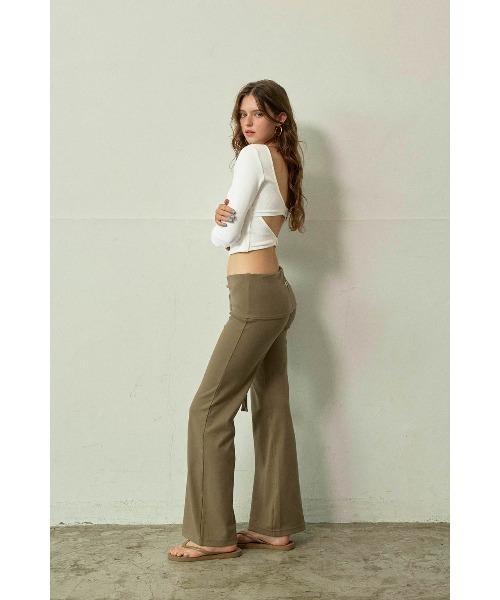 ALEXIA STAM(アリシアスタン)の「Tie Waist Flared Pants /ウエストリボンフレアパンツ(その他パンツ・レディース・チャコールグレー/グレー/カーキ・S/M/L)」の16枚目の写真