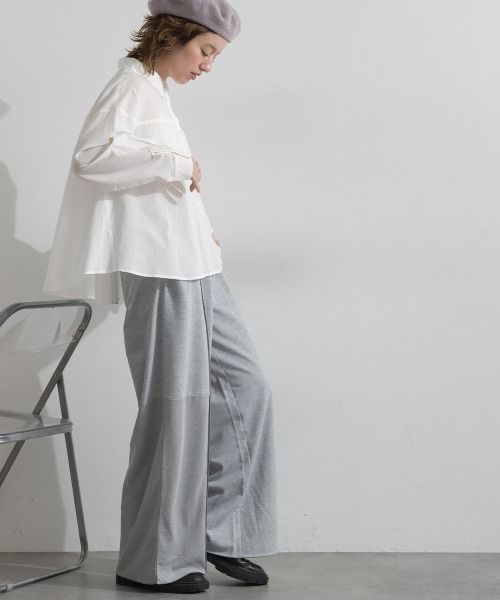 le colis(ルコリ)の「ふわふわローン 無地・チェック柄アソート 切替えフレアシャツ(シャツ/ブラウス・レディース・オフホワイト/ブラウン系その他/ブラック系その他・FREE)」の5枚目の写真
