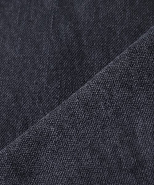 SimplyComplicated(シンプリーコンプリケイテッド)の「SimplyComplicated/シンプリーコンプリケイテッド BF GARMENT DYED SELVEDGE JEAN(デニムパンツ・メンズ・パープル/ブラック系その他・28/30/32/34)」の4枚目の写真