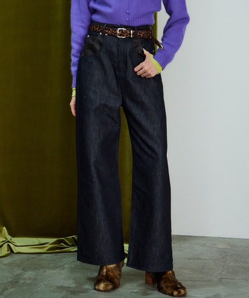 MAISON SPECIAL(メゾンスペシャル)の「【26WINTER PRE-ORDER】Vegan Leather Docking Straight Denim/ヴィーガンレザードッキングストレートデニム(デニムパンツ・レディース・ネイビー/カーキ/ブルー・38/36)」の1枚目の写真