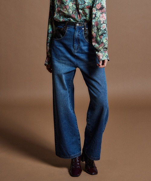 MAISON SPECIAL(メゾンスペシャル)の「【26WINTER PRE-ORDER】Vegan Leather Docking Straight Denim/ヴィーガンレザードッキングストレートデニム(デニムパンツ・レディース・ネイビー/カーキ/ブルー・38/36)」の19枚目の写真