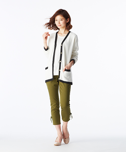 IEDIT(イディット)の「【股下丈が選べる】ララ・ステラ レースアップヘムが印象的な美脚ストレッチチノパンツ (チノパンツ・レディース・ベージュ/カーキ・5/15 /2/9/11/14/8/3/12/1/10/6/13/16/7/4)」の11枚目の写真