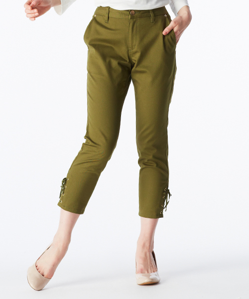 IEDIT(イディット)の「【股下丈が選べる】ララ・ステラ レースアップヘムが印象的な美脚ストレッチチノパンツ (チノパンツ・レディース・ベージュ/カーキ・5/15 /2/9/11/14/8/3/12/1/10/6/13/16/7/4)」の13枚目の写真