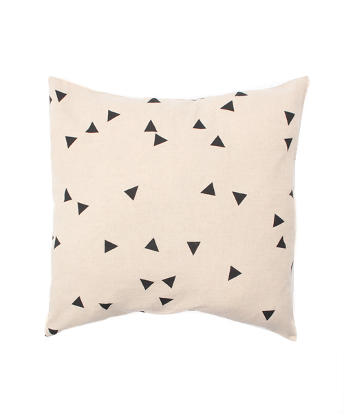 グラインドロッヂ GRINDLODGE ノンスリープクッション クッション