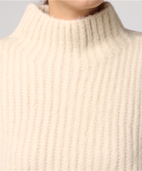 BLACK BY MOUSSY(ブラックバイマウジー)の「Ragran rib wide knit(ニット/セーター・レディース・レッド/キャメル/オフホワイト・FREE)」の7枚目の写真