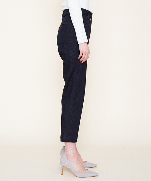 MARIEBELLE JEAN(マリベルジーン)の「エバーインディゴ テーパード トラウザー デニムパンツ KIR(キール)(デニムパンツ・レディース・インディゴブルー・24inch/23inch/26inch/25inch/27inch)」の19枚目の写真