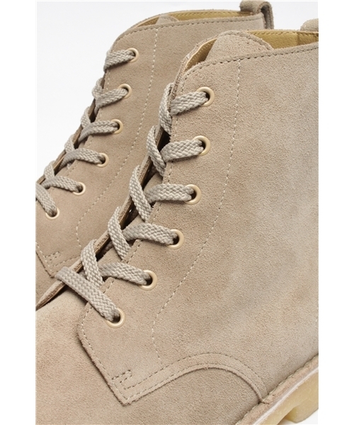 ベージュ レザー ハイカットブーツ coen（コーエン）の「レザーハイカットデザートブーツ（ブーツ）」 - WEAR