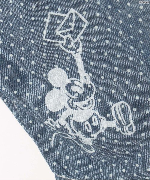 BREEZE（ブリーズ）の「Disney（ディズニー）ミッキーアップリケ半袖シャツ（シャツ/ブラウス・キッズ・ネイビー/サックスブルー・140/95/110/80/90/100/120/130）」の5枚目の写真