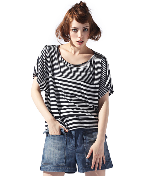 CROON A SONG(クルーンアソング)の「ボーダートップス(Tシャツ/カットソー・レディース・ホワイト/ベージュ・38)」の2枚目の写真