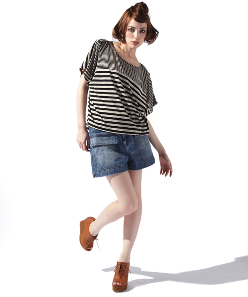 CROON A SONG(クルーンアソング)の「ボーダートップス(Tシャツ/カットソー・レディース・ホワイト/ベージュ・38)」の11枚目の写真