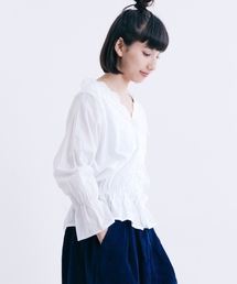 MERLOT | フロントボタンパンチングフラワースカラップブラウス000-1527(シャツ/ブラウス)