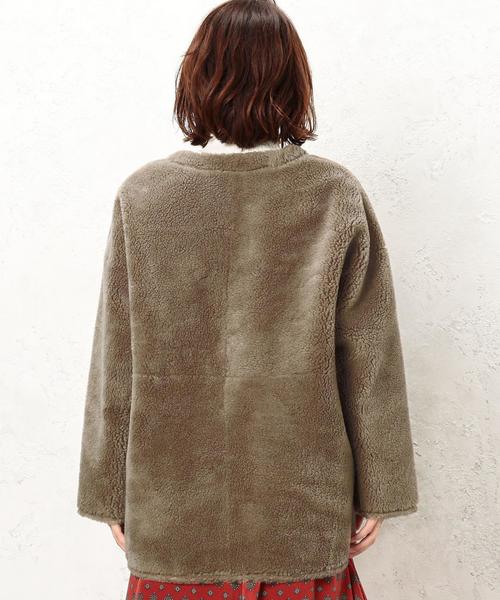 green label relaxing（グリーンレーベルリラクシング）の「[WEB限定] CF ボア 2WAY コート SHORT ◆（その他アウター・レディース・モカ/ナチュラル・36/38）」の3枚目の写真