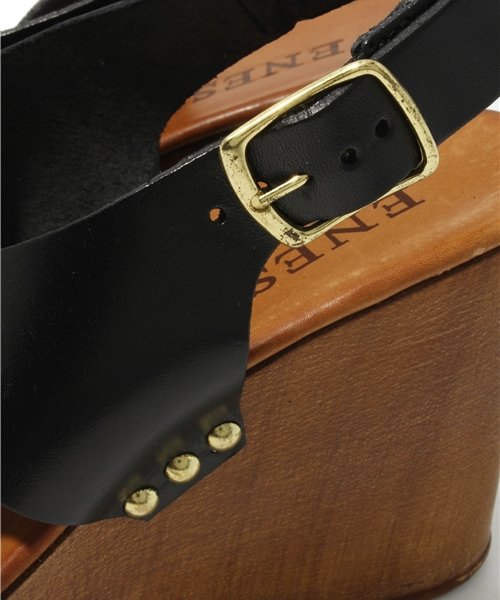 SHIPS for women（シップスフォーウィメン）の「ENESS:バック ストラップ サンダル◇（サンダル・レディース・ブラック/ベージュ・35/36/37/38）」の9枚目の写真